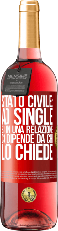 29,95 € Spedizione Gratuita | Vino rosato Edizione ROSÉ Stato civile: a) Single b) in una relazione c) Dipende da chi lo chiede Etichetta Rossa. Etichetta personalizzabile Vino giovane Raccogliere 2024 Tempranillo