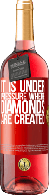 29,95 € Free Shipping | Rosé Wine ROSÉ Edition It is under pressure where diamonds are created Red Label. Customizable label Young wine Harvest 2024 Tempranillo