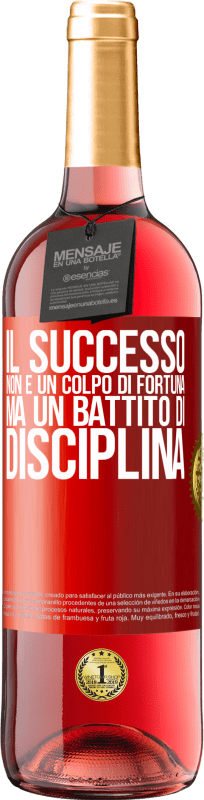 29,95 € Spedizione Gratuita | Vino rosato Edizione ROSÉ Il successo non è un colpo di fortuna, ma un battito di disciplina Etichetta Rossa. Etichetta personalizzabile Vino giovane Raccogliere 2025 Tempranillo
