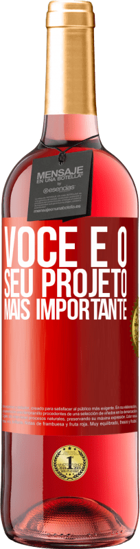 29,95 € Envio grátis | Vinho rosé Edição ROSÉ Você é o seu projeto mais importante Etiqueta Vermelha. Etiqueta personalizável Vinho jovem Colheita 2023 Tempranillo