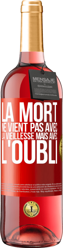 29,95 € Envoi gratuit | Vin rosé Édition ROSÉ La mort ne vient pas avec la vieillesse, mais avec l'oubli Étiquette Rouge. Étiquette personnalisable Vin jeune Récolte 2024 Tempranillo