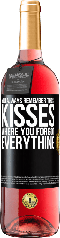 29,95 € Free Shipping | Rosé Wine ROSÉ Edition You always remember those kisses where you forgot everything Black Label. Customizable label Young wine Harvest 2024 Tempranillo