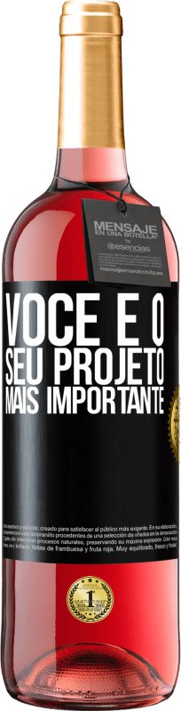 29,95 € Envio grátis | Vinho rosé Edição ROSÉ Você é o seu projeto mais importante Etiqueta Preta. Etiqueta personalizável Vinho jovem Colheita 2024 Tempranillo