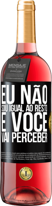 29,95 € Envio grátis | Vinho rosé Edição ROSÉ Eu não sou igual ao resto, e você vai perceber Etiqueta Preta. Etiqueta personalizável Vinho jovem Colheita 2024 Tempranillo