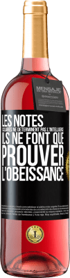 29,95 € Envoi gratuit | Vin rosé Édition ROSÉ Les notes scolaires ne déterminent pas l'intelligence. Ils ne font que prouver l'obéissance Étiquette Noire. Étiquette personnalisable Vin jeune Récolte 2023 Tempranillo