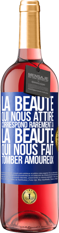 29,95 € Envoi gratuit | Vin rosé Édition ROSÉ La beauté qui nous attire correspond rarement à la beauté qui nous fait tomber amoureux Étiquette Bleue. Étiquette personnalisable Vin jeune Récolte 2024 Tempranillo