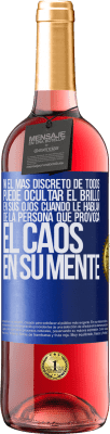 29,95 € Envío gratis | Vino Rosado Edición ROSÉ Ni el más discreto de todos puede ocultar el brillo en sus ojos cuando le hablan de la persona que provoca el caos en su Etiqueta Azul. Etiqueta personalizable Vino joven Cosecha 2024 Tempranillo