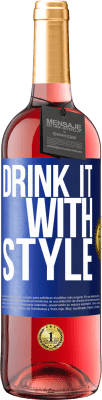 29,95 € 送料無料 | ロゼワイン ROSÉエディション スタイルで飲む 青いタグ. カスタマイズ可能なラベル 若いワイン 収穫 2024 Tempranillo