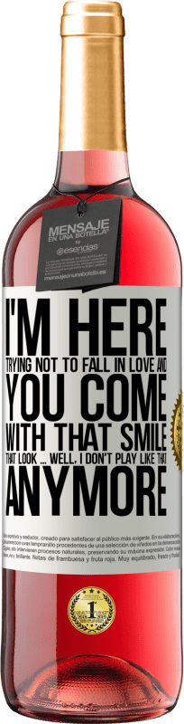 29,95 € Free Shipping | Rosé Wine ROSÉ Edition I here trying not to fall in love and you leave me with that smile, that look ... well, I don't play that way White Label. Customizable label Young wine Harvest 2024 Tempranillo