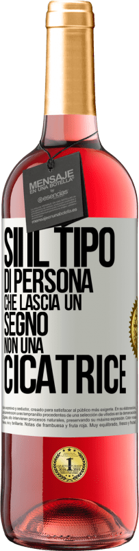 29,95 € Spedizione Gratuita | Vino rosato Edizione ROSÉ Sii il tipo di persona che lascia un segno, non una cicatrice Etichetta Bianca. Etichetta personalizzabile Vino giovane Raccogliere 2023 Tempranillo