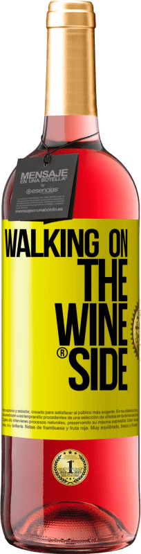 29,95 € Kostenloser Versand | Roséwein ROSÉ Ausgabe Walking on the Wine Side® Gelbes Etikett. Anpassbares Etikett Junger Wein Ernte 2022 Tempranillo