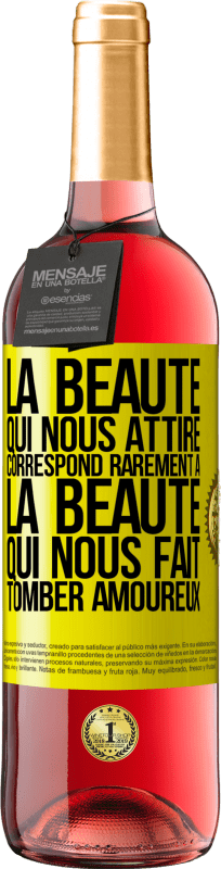 29,95 € Envoi gratuit | Vin rosé Édition ROSÉ La beauté qui nous attire correspond rarement à la beauté qui nous fait tomber amoureux Étiquette Jaune. Étiquette personnalisable Vin jeune Récolte 2025 Tempranillo