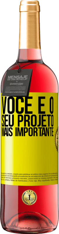 29,95 € Envio grátis | Vinho rosé Edição ROSÉ Você é o seu projeto mais importante Etiqueta Amarela. Etiqueta personalizável Vinho jovem Colheita 2025 Tempranillo