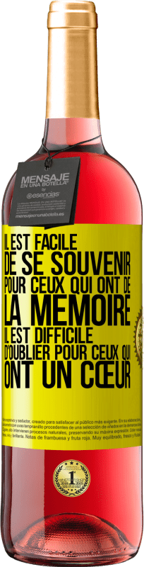 29,95 € Envoi gratuit | Vin rosé Édition ROSÉ Il est facile de se souvenir pour ceux qui ont de la mémoire. Il est difficile d'oublier pour ceux qui ont un cœur Étiquette Jaune. Étiquette personnalisable Vin jeune Récolte 2024 Tempranillo