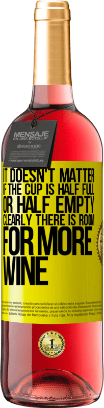 29,95 € 免费送货 | 桃红葡萄酒 ROSÉ版 杯子是半满还是半空都没关系。显然还有更多的葡萄酒余地 黄色标签. 可自定义的标签 青年酒 收成 2025 Tempranillo