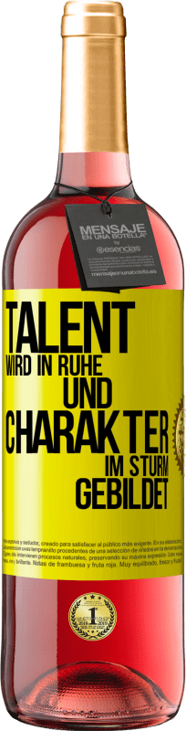 29,95 € Kostenloser Versand | Roséwein ROSÉ Ausgabe Talent wird in Ruhe und Charakter im Sturm gebildet Gelbes Etikett. Anpassbares Etikett Junger Wein Ernte 2024 Tempranillo