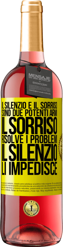 29,95 € Spedizione Gratuita | Vino rosato Edizione ROSÉ Il silenzio e il sorriso sono due potenti armi. Il sorriso risolve i problemi, il silenzio li impedisce Etichetta Gialla. Etichetta personalizzabile Vino giovane Raccogliere 2024 Tempranillo