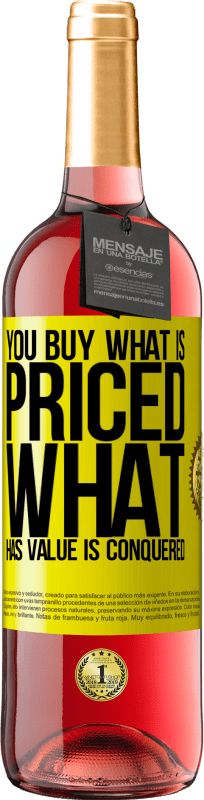 29,95 € 送料無料 | ロゼワイン ROSÉエディション 価格設定されたものを購入します。価値があるものは征服される 黄色のラベル. カスタマイズ可能なラベル 若いワイン 収穫 2025 Tempranillo
