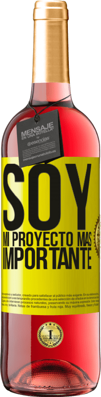 29,95 € Envío gratis | Vino Rosado Edición ROSÉ Soy mi proyecto más importante Etiqueta Amarilla. Etiqueta personalizable Vino joven Cosecha 2024 Tempranillo