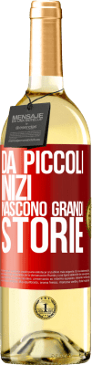 29,95 € Spedizione Gratuita | Vino bianco Edizione WHITE Da piccoli inizi nascono grandi storie Etichetta Rossa. Etichetta personalizzabile Vino giovane Raccogliere 2024 Verdejo