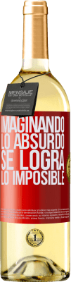29,95 € Envío gratis | Vino Blanco Edición WHITE Imaginando lo absurdo se logra lo imposible Etiqueta Roja. Etiqueta personalizable Vino joven Cosecha 2025 Verdejo
