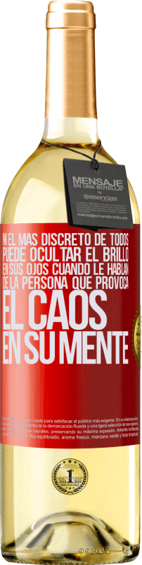 29,95 € Envío gratis | Vino Blanco Edición WHITE Ni el más discreto de todos puede ocultar el brillo en sus ojos cuando le hablan de la persona que provoca el caos en su Etiqueta Roja. Etiqueta personalizable Vino joven Cosecha 2024 Verdejo