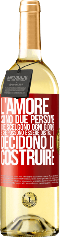 29,95 € Spedizione Gratuita | Vino bianco Edizione WHITE L'amore sono due persone che scelgono ogni giorno e che possono essere distrutte, decidono di costruire Etichetta Rossa. Etichetta personalizzabile Vino giovane Raccogliere 2024 Verdejo