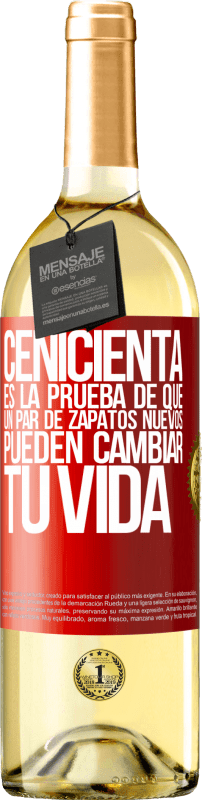 29,95 € Envío gratis | Vino Blanco Edición WHITE Cenicienta es la prueba de que un par de zapatos nuevos pueden cambiar tu vida Etiqueta Roja. Etiqueta personalizable Vino joven Cosecha 2024 Verdejo