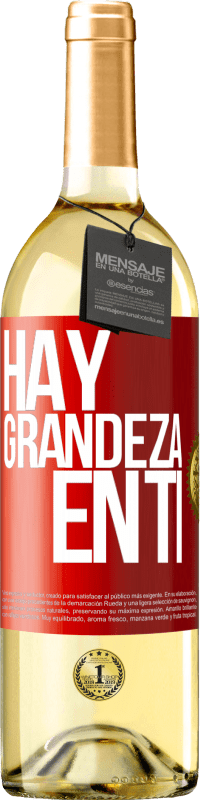 29,95 € Envío gratis | Vino Blanco Edición WHITE Hay grandeza en ti Etiqueta Roja. Etiqueta personalizable Vino joven Cosecha 2023 Verdejo