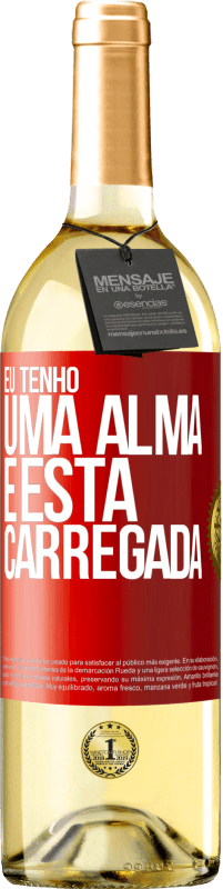 29,95 € Envio grátis | Vinho branco Edição WHITE Eu tenho uma alma e esta carregada Etiqueta Vermelha. Etiqueta personalizável Vinho jovem Colheita 2023 Verdejo