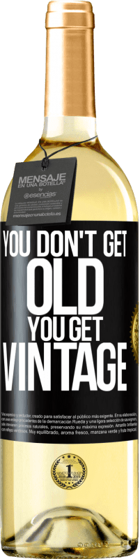 29,95 € Бесплатная доставка | Белое вино Издание WHITE Вы не стареете, вы получаете винтаж Черная метка. Настраиваемая этикетка Молодое вино Урожай 2023 Verdejo
