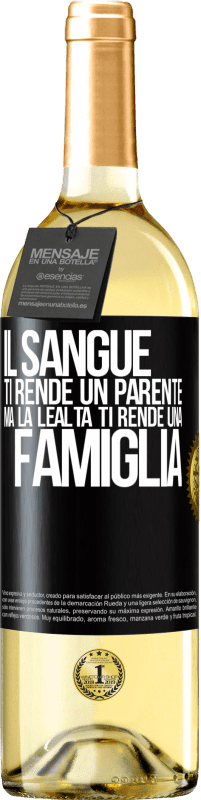 29,95 € Spedizione Gratuita | Vino bianco Edizione WHITE Il sangue ti rende un parente, ma la lealtà ti rende una famiglia Etichetta Nera. Etichetta personalizzabile Vino giovane Raccogliere 2024 Verdejo