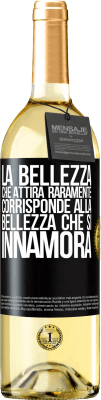 29,95 € Spedizione Gratuita | Vino bianco Edizione WHITE La bellezza che attira raramente corrisponde alla bellezza che si innamora Etichetta Nera. Etichetta personalizzabile Vino giovane Raccogliere 2023 Verdejo