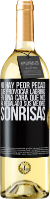 29,95 € Envío gratis | Vino Blanco Edición WHITE No hay peor pecado que provocar lágrimas en una cara que nos ha regalado sus mejores sonrisas Etiqueta Negra. Etiqueta personalizable Vino joven Cosecha 2023 Verdejo