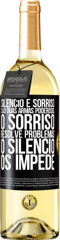 29,95 € Envio grátis | Vinho branco Edição WHITE Silêncio e sorriso são duas armas poderosas. O sorriso resolve problemas, o silêncio os impede Etiqueta Preta. Etiqueta personalizável Vinho jovem Colheita 2024 Verdejo