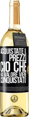 29,95 € Spedizione Gratuita | Vino bianco Edizione WHITE Acquistate il prezzo. Ciò che ha valore viene conquistato Etichetta Nera. Etichetta personalizzabile Vino giovane Raccogliere 2025 Verdejo
