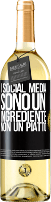 29,95 € Spedizione Gratuita | Vino bianco Edizione WHITE I social media sono un ingrediente, non un piatto Etichetta Nera. Etichetta personalizzabile Vino giovane Raccogliere 2024 Verdejo