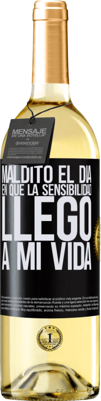 29,95 € Envío gratis | Vino Blanco Edición WHITE Maldito el día en que la sensibilidad llegó a mi vida Etiqueta Negra. Etiqueta personalizable Vino joven Cosecha 2024 Verdejo