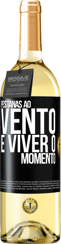 29,95 € Envio grátis | Vinho branco Edição WHITE Pestanas ao vento e viver o momento Etiqueta Preta. Etiqueta personalizável Vinho jovem Colheita 2024 Verdejo