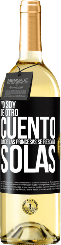 29,95 € Envío gratis | Vino Blanco Edición WHITE Yo soy de otro cuento donde las princesas se rescatan solas Etiqueta Negra. Etiqueta personalizable Vino joven Cosecha 2023 Verdejo