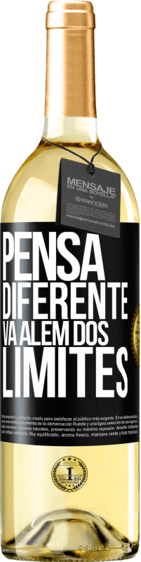 29,95 € Envio grátis | Vinho branco Edição WHITE Pensa diferente. Vá além dos limites Etiqueta Preta. Etiqueta personalizável Vinho jovem Colheita 2023 Verdejo