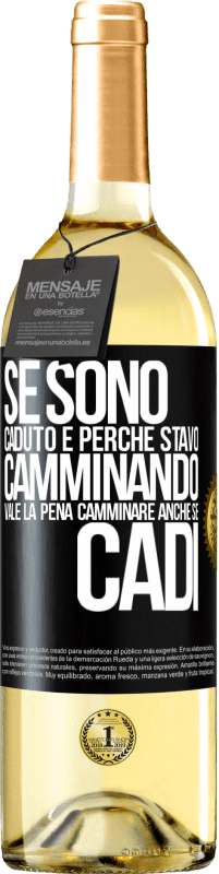 29,95 € Spedizione Gratuita | Vino bianco Edizione WHITE Se sono caduto è perché stavo camminando. Vale la pena camminare anche se cadi Etichetta Nera. Etichetta personalizzabile Vino giovane Raccogliere 2023 Verdejo