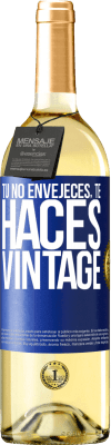 29,95 € Envío gratis | Vino Blanco Edición WHITE Tú no envejeces, te haces vintage Etiqueta Azul. Etiqueta personalizable Vino joven Cosecha 2025 Verdejo