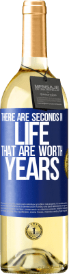 29,95 € Free Shipping | White Wine WHITE Edition There are seconds in life that are worth years Blue Label. Customizable label Young wine Harvest 2023 Verdejo