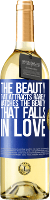 29,95 € Free Shipping | White Wine WHITE Edition The beauty that attracts rarely matches the beauty that falls in love Blue Label. Customizable label Young wine Harvest 2025 Verdejo