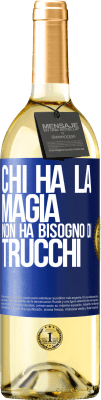 29,95 € Spedizione Gratuita | Vino bianco Edizione WHITE Chi ha la magia non ha bisogno di trucchi Etichetta Blu. Etichetta personalizzabile Vino giovane Raccogliere 2023 Verdejo