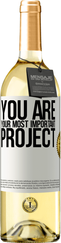29,95 € Бесплатная доставка | Белое вино Издание WHITE Вы ваш самый важный проект Белая этикетка. Настраиваемая этикетка Молодое вино Урожай 2023 Verdejo