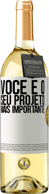 29,95 € Envio grátis | Vinho branco Edição WHITE Você é o seu projeto mais importante Etiqueta Branca. Etiqueta personalizável Vinho jovem Colheita 2024 Verdejo