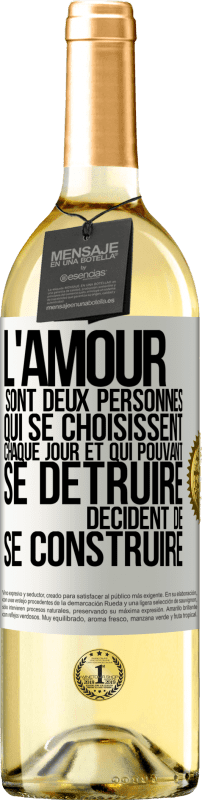 29,95 € Envoi gratuit | Vin blanc Édition WHITE L'amour sont deux personnes qui se choisissent chaque jour et qui pouvant se détruire, décident de se construire Étiquette Blanche. Étiquette personnalisable Vin jeune Récolte 2024 Verdejo