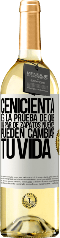 29,95 € Envío gratis | Vino Blanco Edición WHITE Cenicienta es la prueba de que un par de zapatos nuevos pueden cambiar tu vida Etiqueta Blanca. Etiqueta personalizable Vino joven Cosecha 2024 Verdejo